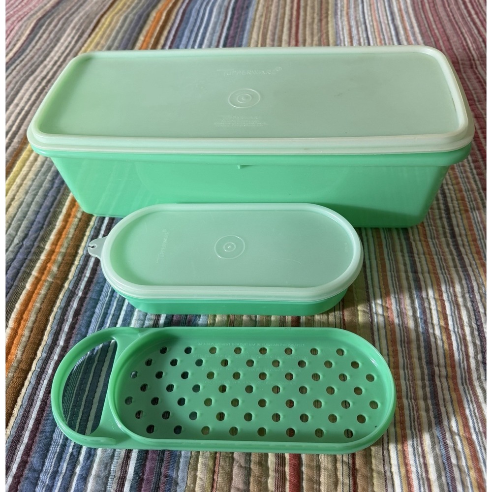 Vintage Set Of Jadelite Tupperware Celery Bread Vegetable Keeper+Cheese Grater